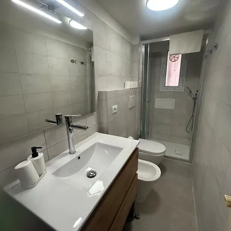 Apartment Entire Near Brignole