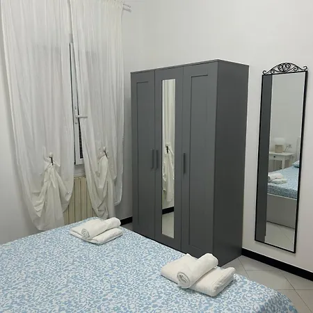 Entire Near Brignole 热那亚