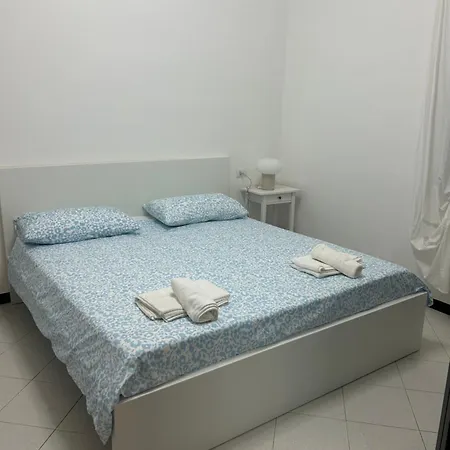 Entire Near Brignole 热那亚