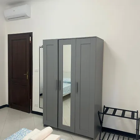 Апартаменты Entire Near Brignole Генуя